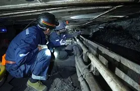 开云app-包含广东矿工命悬一线，保级形势岌岌可危关键战的词条