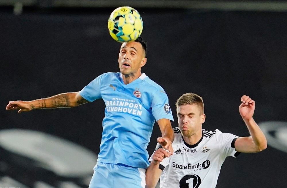 kaiyun-包含富力遭遇两连败，争夺联赛前四位置形势堪忧的词条