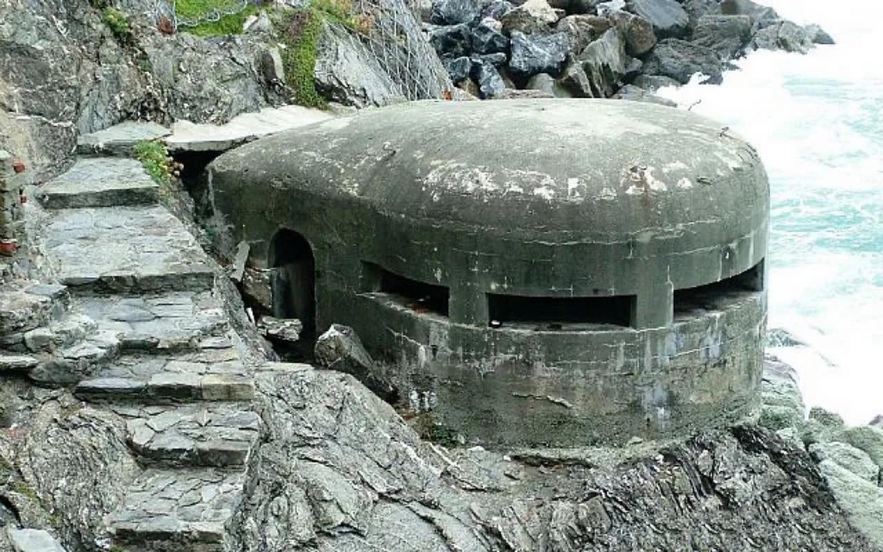 包含强硬防线稳坐防御堡垒,毫不留情的词条 包含强硬防线稳坐防御堡垒,毫不留情的词条