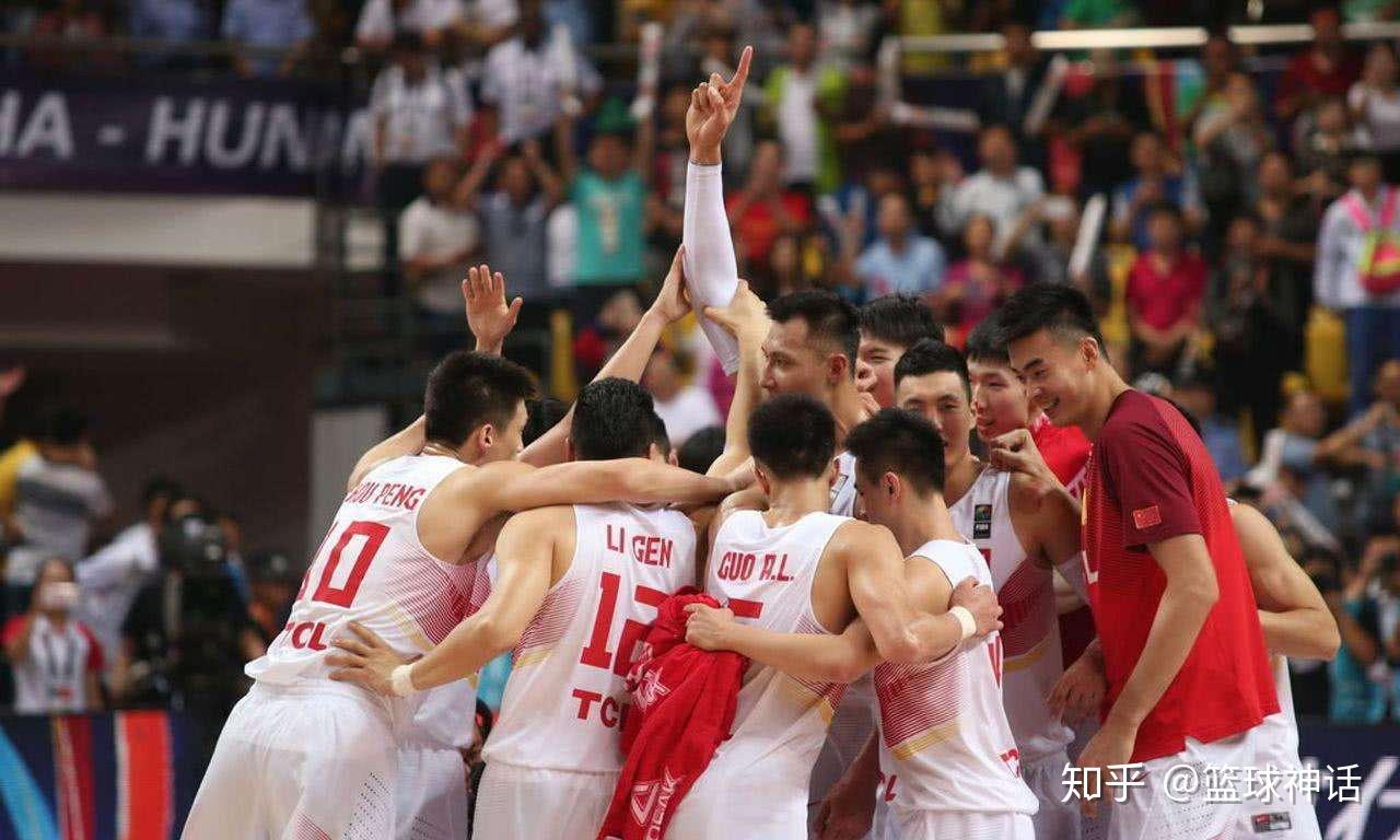 包含亚洲强队巅峰对决：日韩篮球大战点燃球迷热情的词条