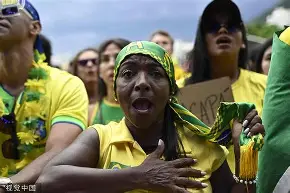 包含法国篮球协会庆祝胜利！球队晋级篮球世界杯四强的词条